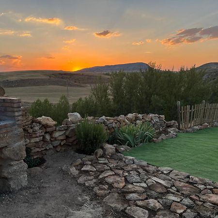 El Balcon De Reznos, Soria Villa Luaran gambar