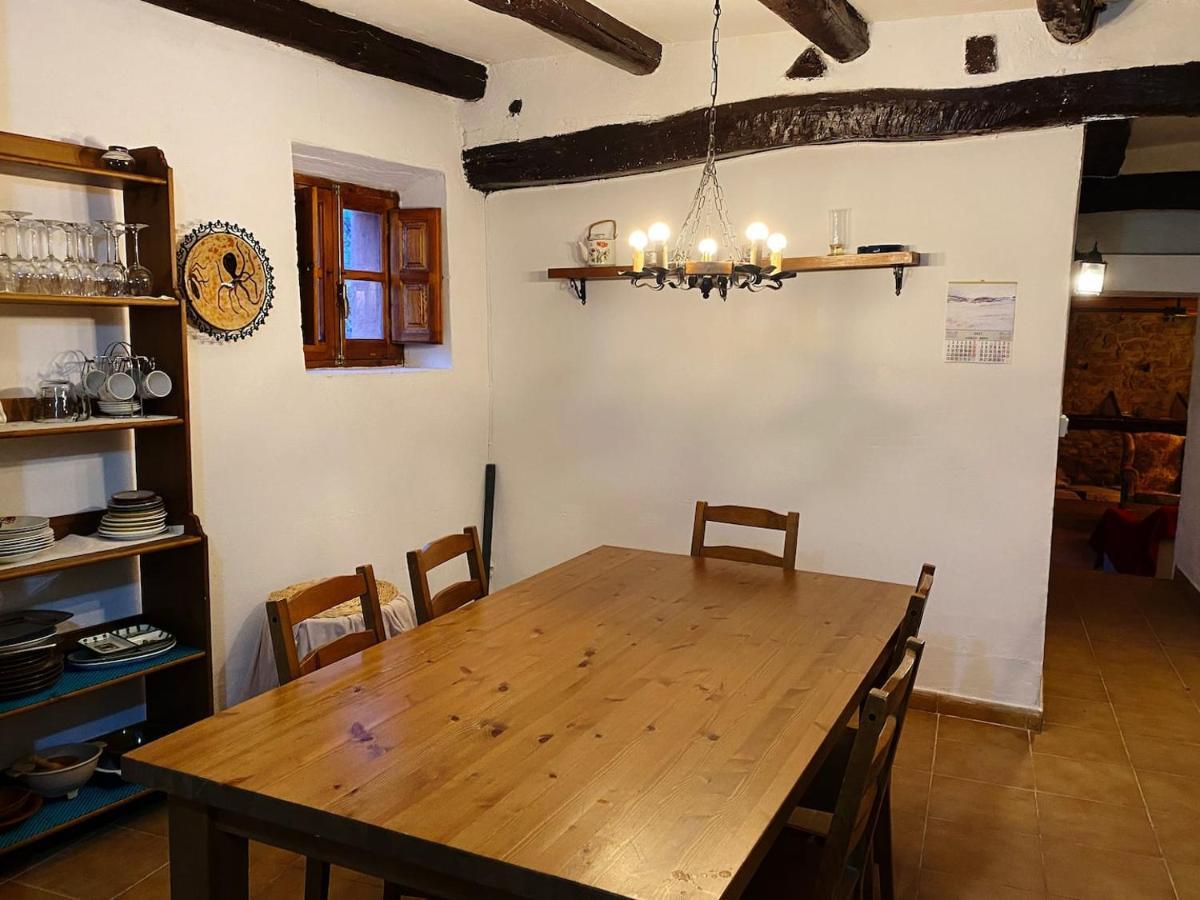 El Balcon De Reznos, Soria Villa Luaran gambar