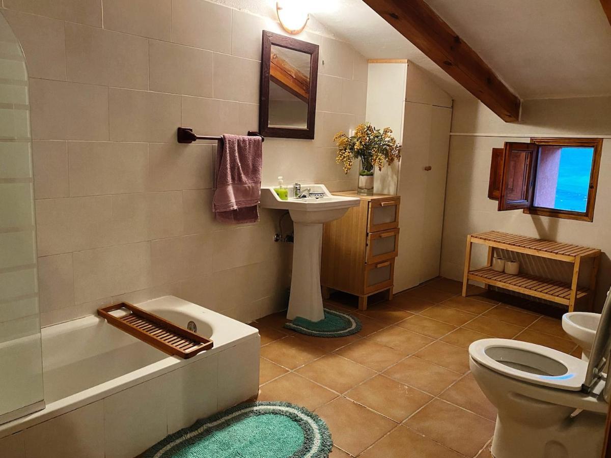 El Balcon De Reznos, Soria Villa Luaran gambar