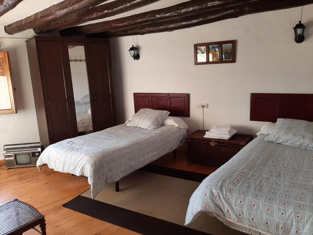 El Balcon De Reznos, Soria Villa Luaran gambar