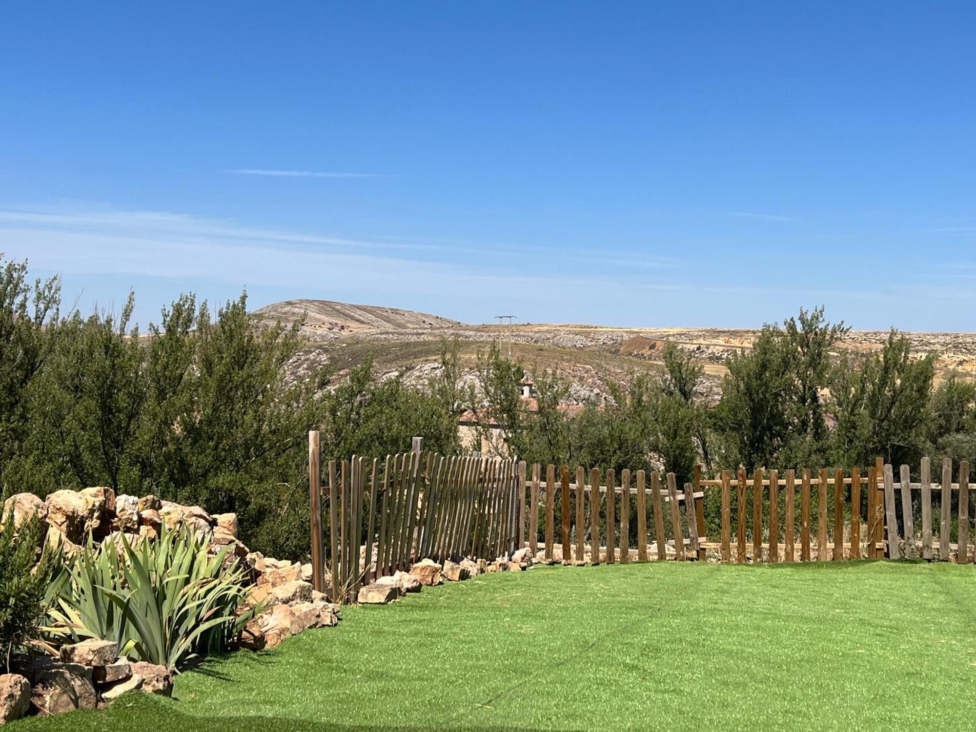 El Balcon De Reznos, Soria Villa Luaran gambar